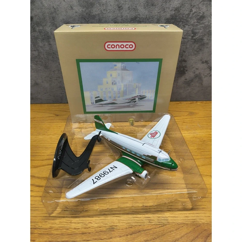 Vintage Conoco‎ Douglas DC-3 Aircraft Bank Commemorative Edition NIP